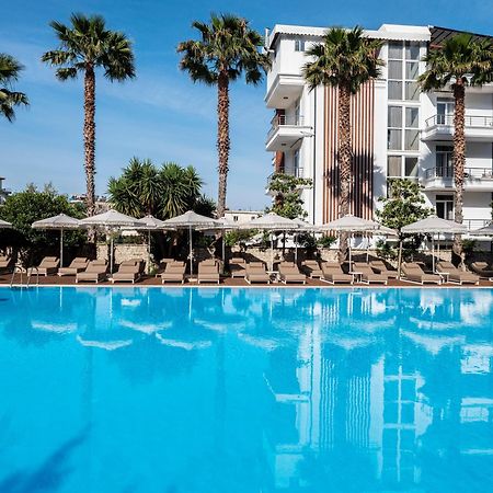 Nia Boutique Hotel By Rapo'S Resort ヒマラ エクステリア 写真